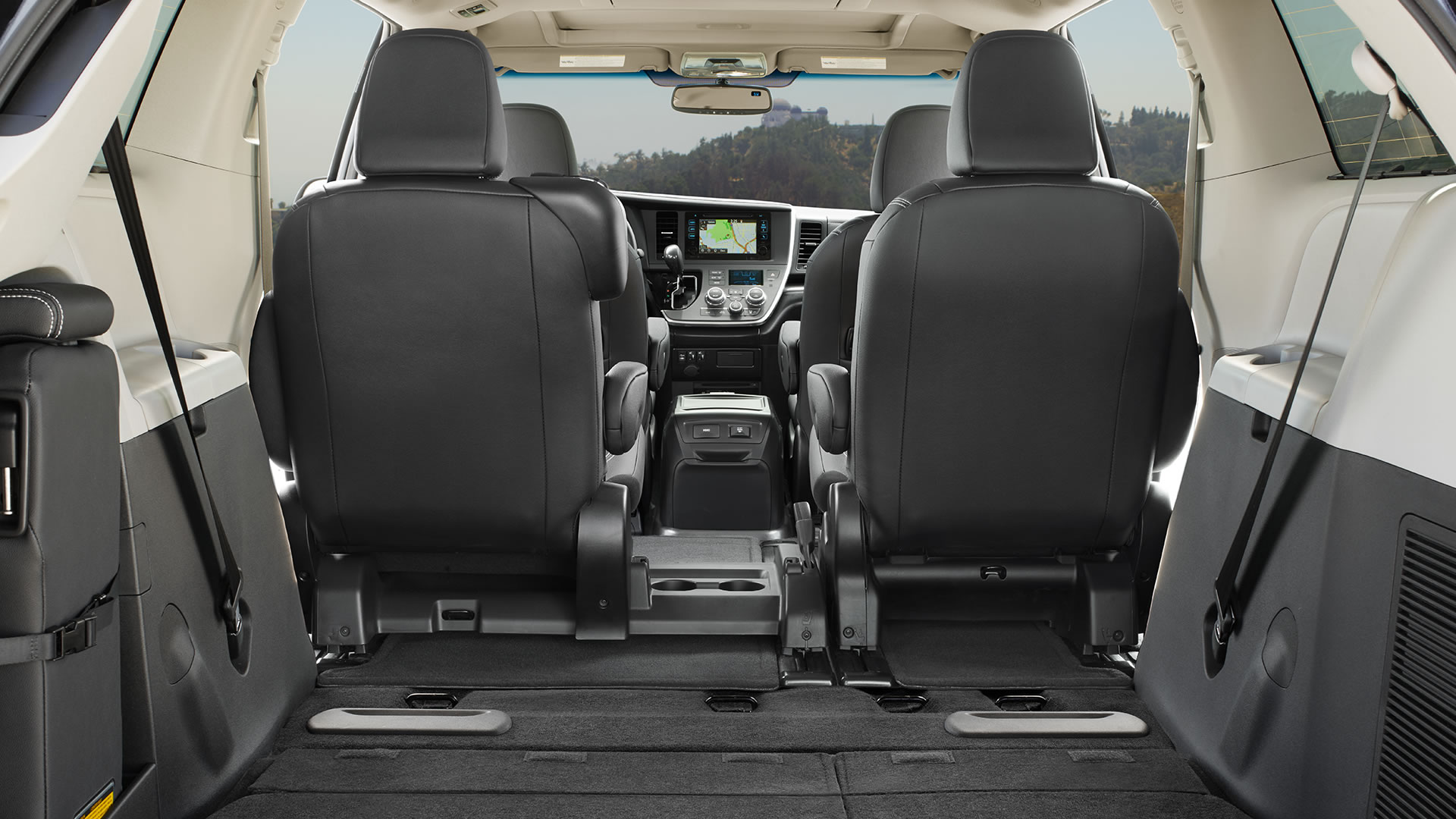 Vehicle Highlight 2015 Toyota Sienna Minivan 802cars Com